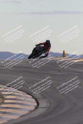 media/Sep-21-2025-Race Pace (Sun) [[98bf33ef95]]/Non Verified/1-Turns 9 and 10 (8am)/